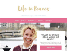 Tablet Screenshot of lifeinpeaces.com